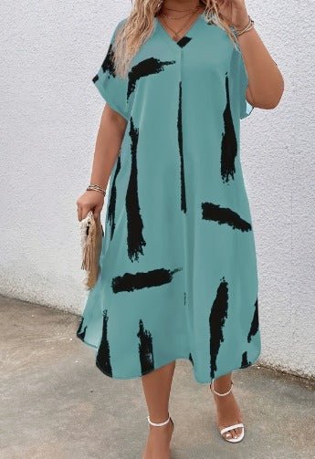 Lydia | Plus size chic dress